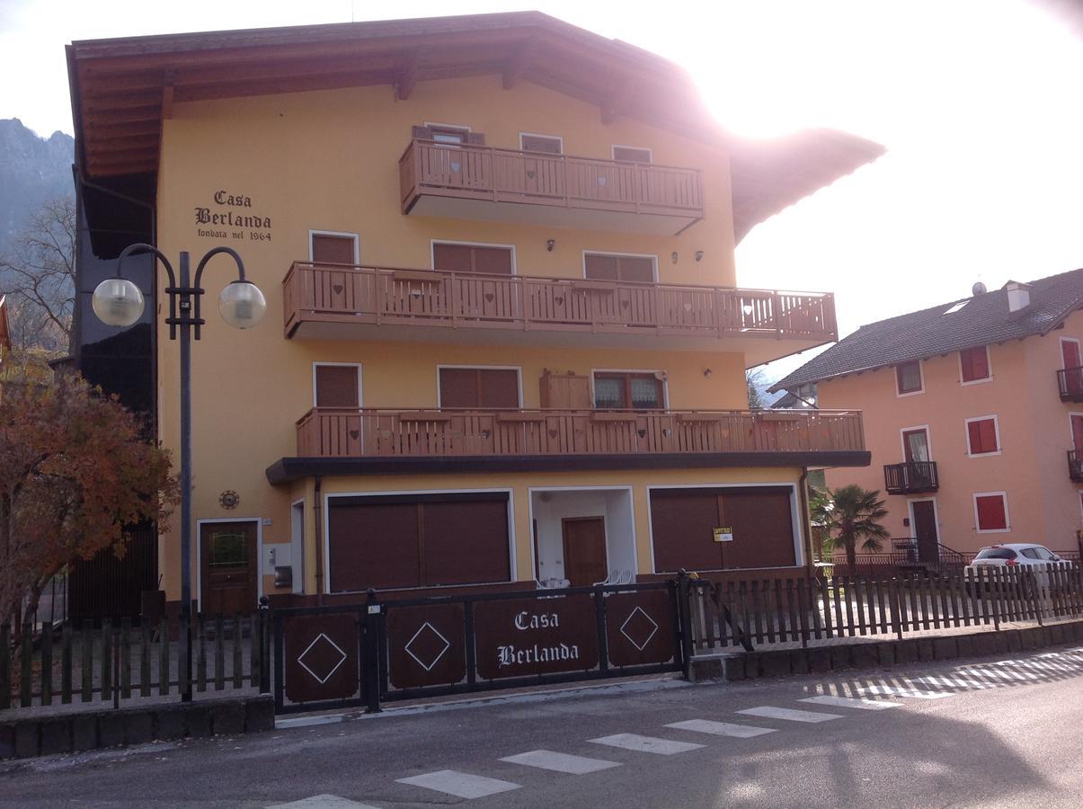 Casa Berlanda Apartment Fiera Di Primiero Bagian luar foto